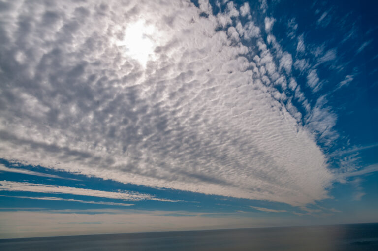 Huge ray of clouds meteorite